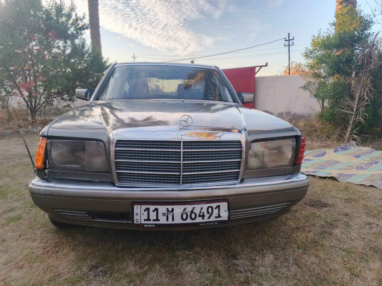 مارسدس لون سمنتي 
موديل 83
مكينه وكير بطه لوك حاويه
شرط اترايك 200
ارقام انكليزي 
رقم بغداد 
السعر 33 ورقه 
صاحبه يطلبني 3 ورقات عل بصمه اتخليهن يمك 
استلم صافي 30
وصاحبها جاري شرط اكاتبك ويا 

مكاني بغداد 
‏‪***********‬‏
