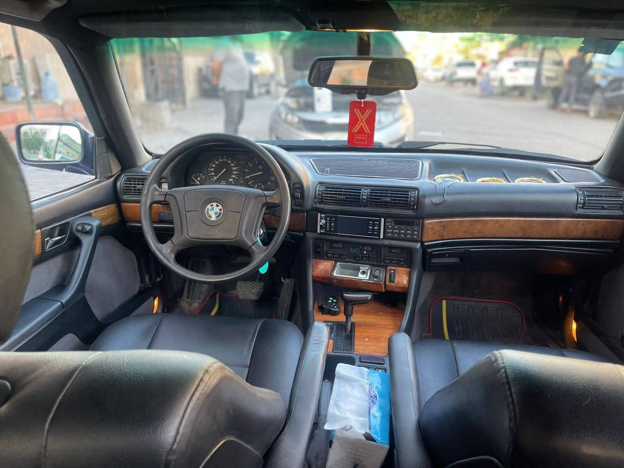بيع  و مراوس  دب نظيف 
    730i رقم بغداد جديد بسمي جاهزة تبريد ثلج 
سعر 70 محرك مسكر 
عنواني البصرة 
***********

