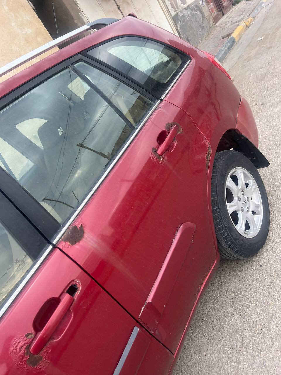 اقره المنشور قبل لا تتصل
السلام عليكم تيكو موديل 13
مشروع وطني باسمي ماشية 80
بلادية السياره ومكفوله فقط خياسات بيها
لاضربه ولاصبغ فقط هاي الخياسات كدام عينك
كير ومحرك مكفولات
كهربائيات كلشي شغال بيها
ب40 وبيها مجال بسيط للشراي مكاني بلكوت ***********
***********
