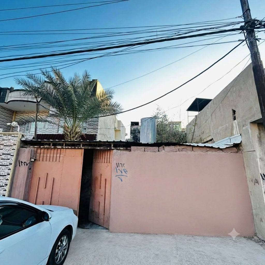 دار للبيع 🏠
دار للبيع في حي القاهرة قرب مسجد الحسيني المساحة 245م والواجهة 7ونص  (البيت بحساب ارض) 
اللاستفار 📞☎️
 ***********
***********
