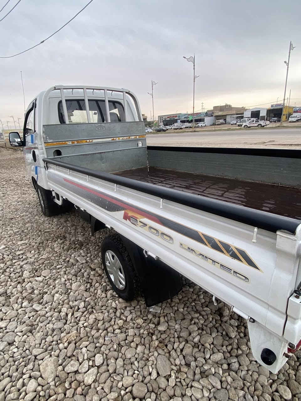 السلام عليكم
للبيع 
كيا 
موديل 2016
رقم بغداد. باسمي تحويل ثاني يوم 
مكفوله كفاله عامه  
السعر 115وبيها مجال حق الجيه 
العنوان واسط الصويره 
ل تفاصيل اكثر الاتصال ع رقم الهاتف 
***********
