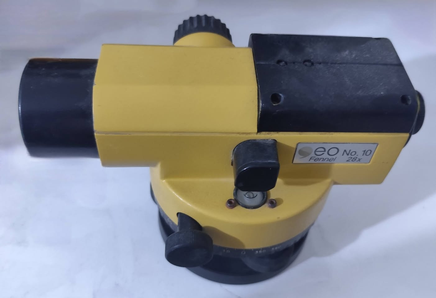 السلام عليكم يوجد 3 اجهزة لفل مستخدمات 
قليل للبيع بسعر مناسب شرط الفحص و المعايرة 
للأستفسار الاتصال على ***********
