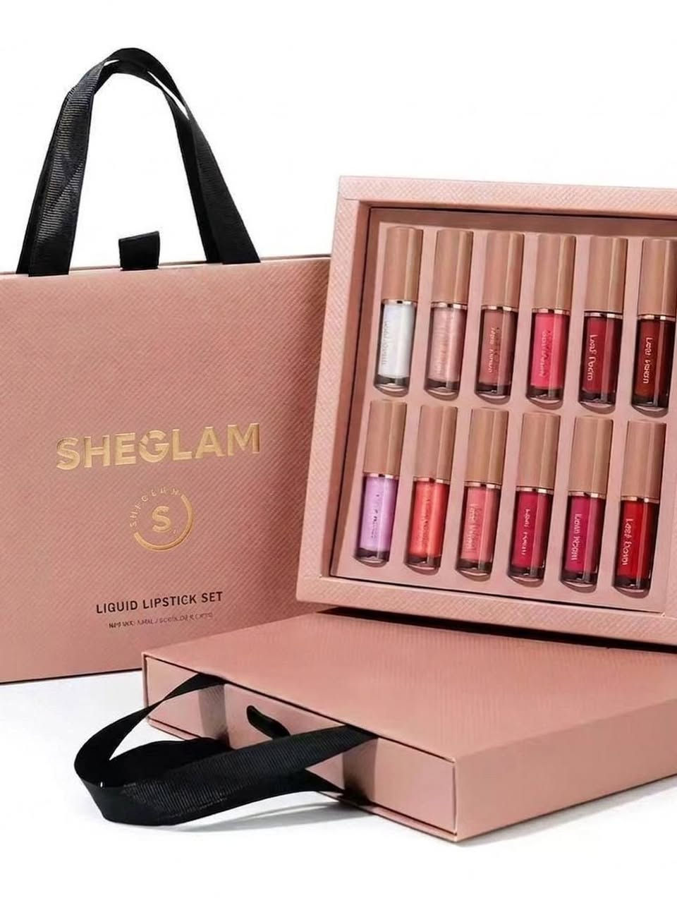✨ سيت حمر SHIGLAM الفخم ✨
إذا تدورين الأناقة بكل لوك… هذا السيت معمول إلج 💋🔥

💄 يحتوي على:
▪️ ١٢ قطعة كاملة 😍
▪️ حمر مات: لون ثابت وناعم وما ينشف الشفايف 💕
▪️ حمر كلوس: لمعة حلوة تعطي امتلاء وجاذبية ✨
▪️ Mirror Gloss: لمعة مراية تخلي شفايفج تلمع بشكل يخبل 💎

🌈 ألوان متنوعة تناسب كل الإطلالات
🌸 من اللوك الناعم اليومي للجريء للسهرات
💖 ثبات + ترطيب + شكل أنيق

🔥 سيت متكامل يغنيج عن أي حمر ثاني
🔥 اختيار مثالي للهدية أو الاستخدام اليومي

سعر البكج ١٥ الاف


**إذا كنت صاحب هذا الإعلان وتريد حذفه لأي سبب، رجاءا أرسل رسالة إلى الدعم الفني**