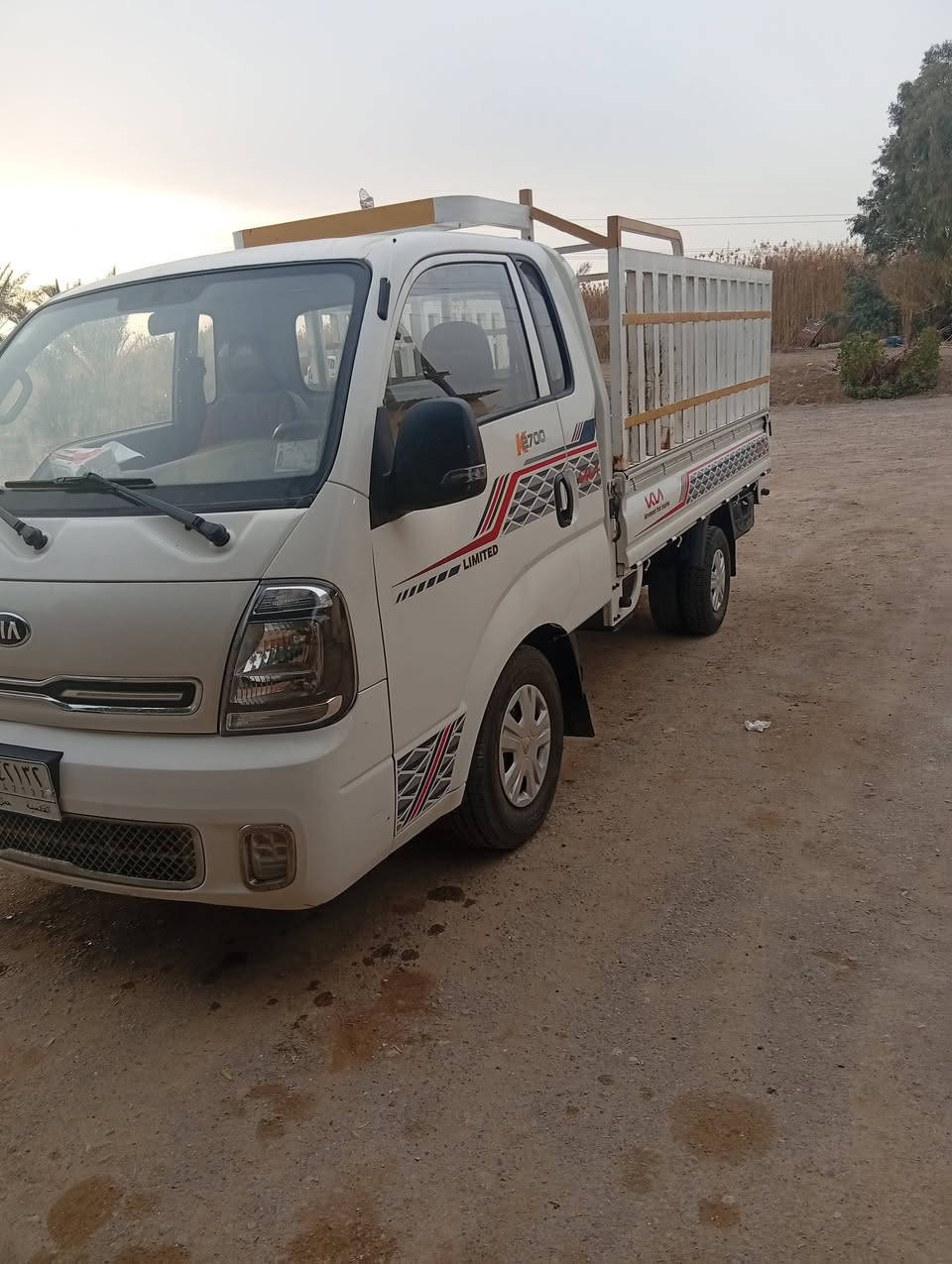 السلام عليكم للبيع كيا حمل موديل 2022رقمه قادسيه الاستفسار ***********
