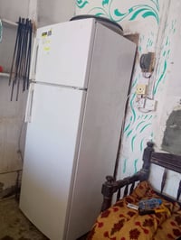 ثلاجه بلاد نضيفه سعر ١٢٥ قفل. بيع مستعجل07703774875