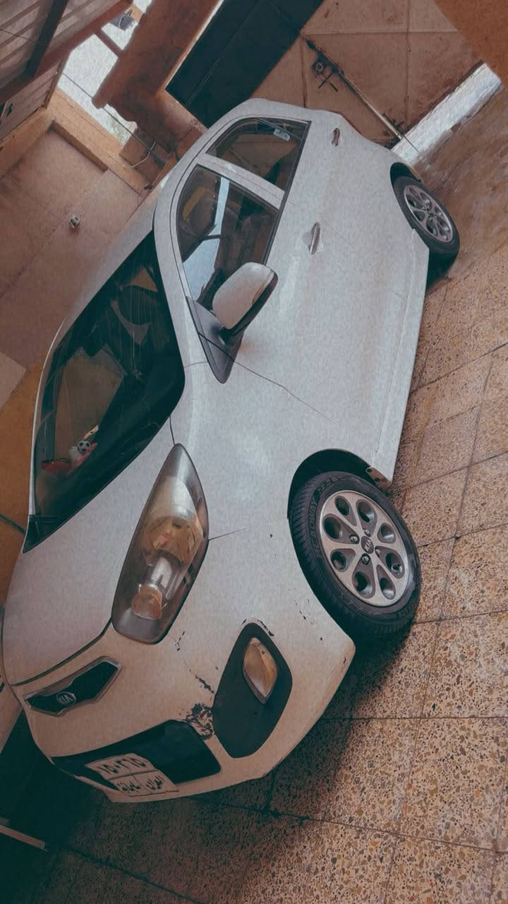 كيا بيكانتو مديل 2014  بدون حادث بيها شخط بسيط بالباب الخلفي كير مكينة بالشرط تحويل ثاني يوم رقم سليمانية قديم السعر 80 بيها مجال بسيط

***********
