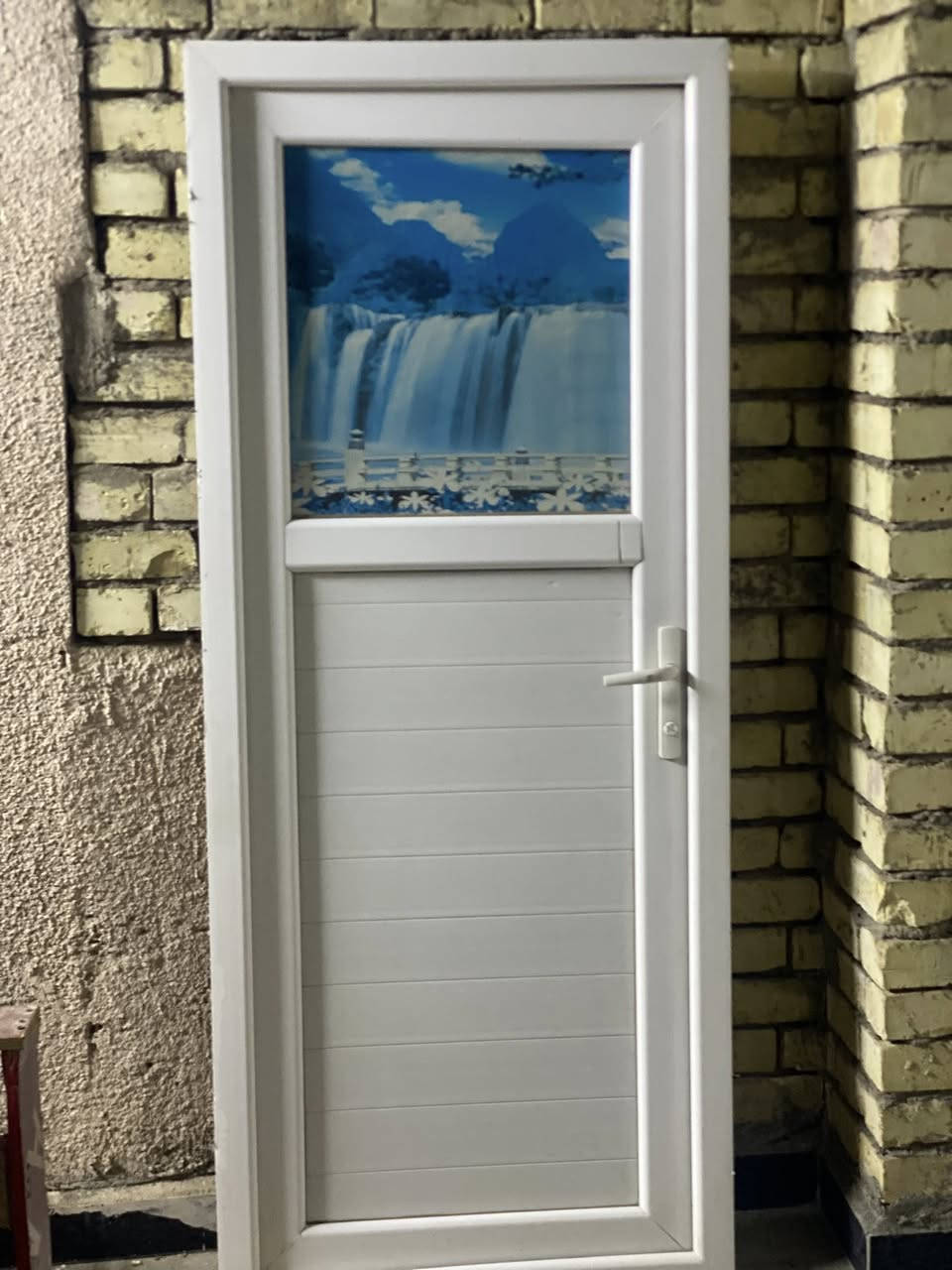 السلام عليكم عندي باب حمام للبيع طول 195 العرض 81 السعر 75 مكاني بغداد حي اور
***********
