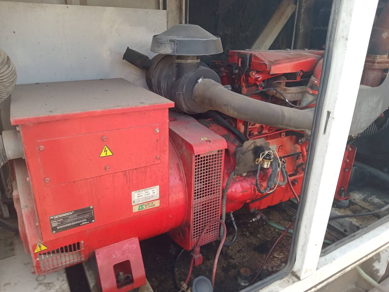 مولد للبيع 110 كيفي***********
