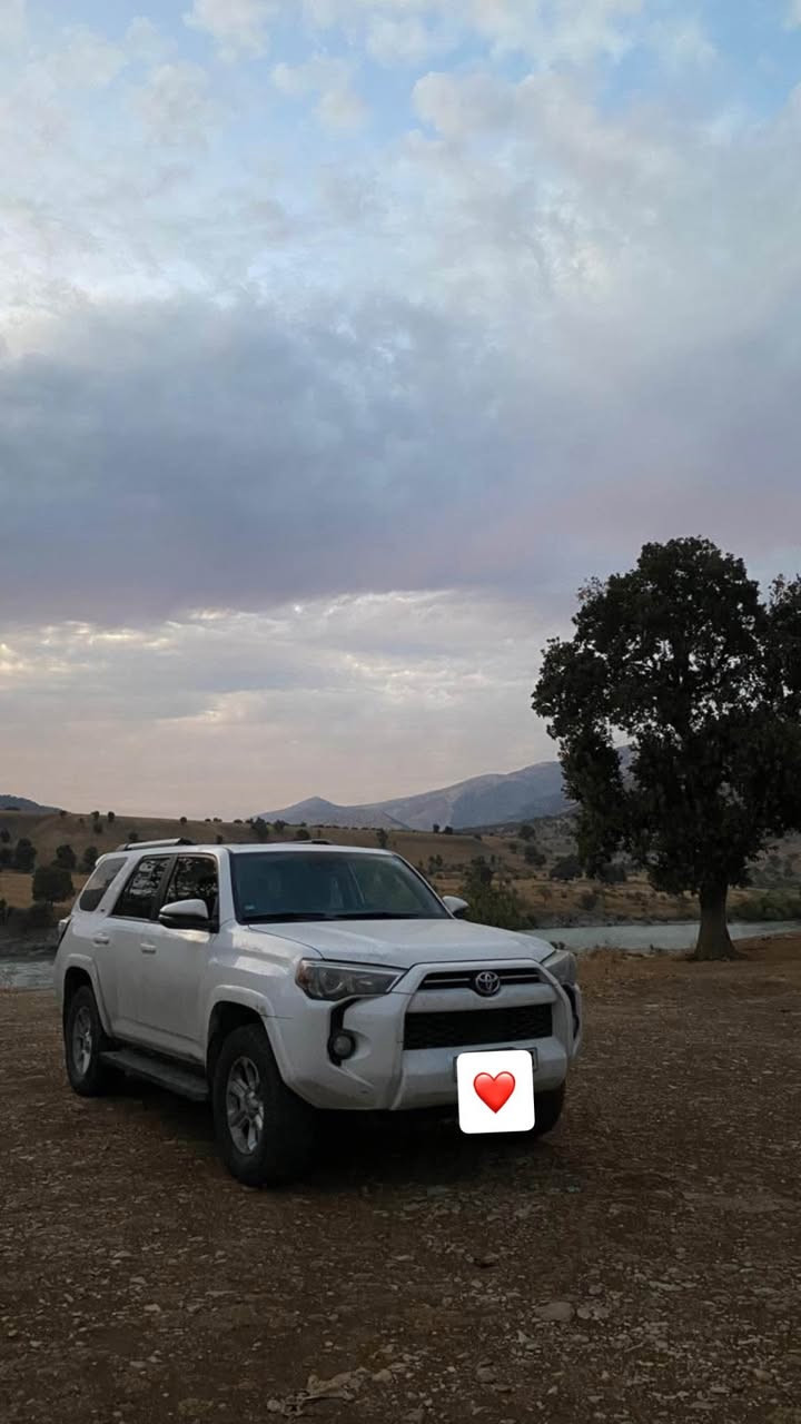 Toyota 4 Runner 2020
ماوەی رۆشتن : ٩٤،٠٠٠کم
پارچە : تەنها ساردەکوتی هەیە  لە وینەکە ی سۆنەر دیاری کراوە 
مواسەفات : ٣ ریز کوشن ، فول مواسەفاتی SR5 , دبل اکسل ، کوشن هیتر ، 
*********** 
نرخ : 345$
سەیارەکە بێ مەسروفە  ٤ تاییەی نوێی بۆ بەستراوە أربيل, العراق
