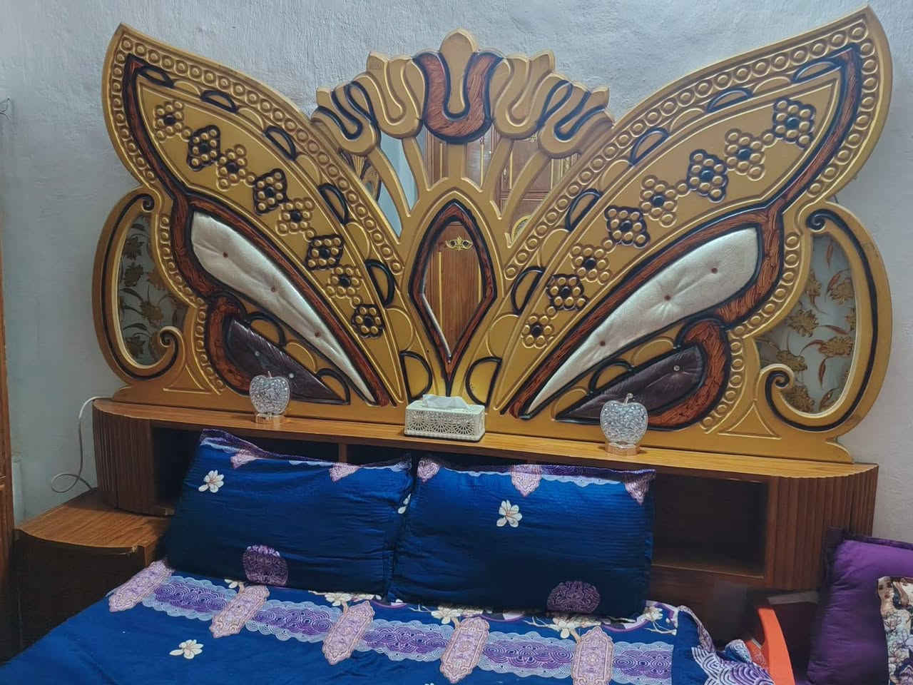 مرحبا حبايب 
غرفة نوم كامله للبيع 
السعر 850 وبيه مجال


**إذا كنت صاحب هذا الإعلان وتريد حذفه لأي سبب، رجاءا أرسل رسالة إلى الدعم الفني**