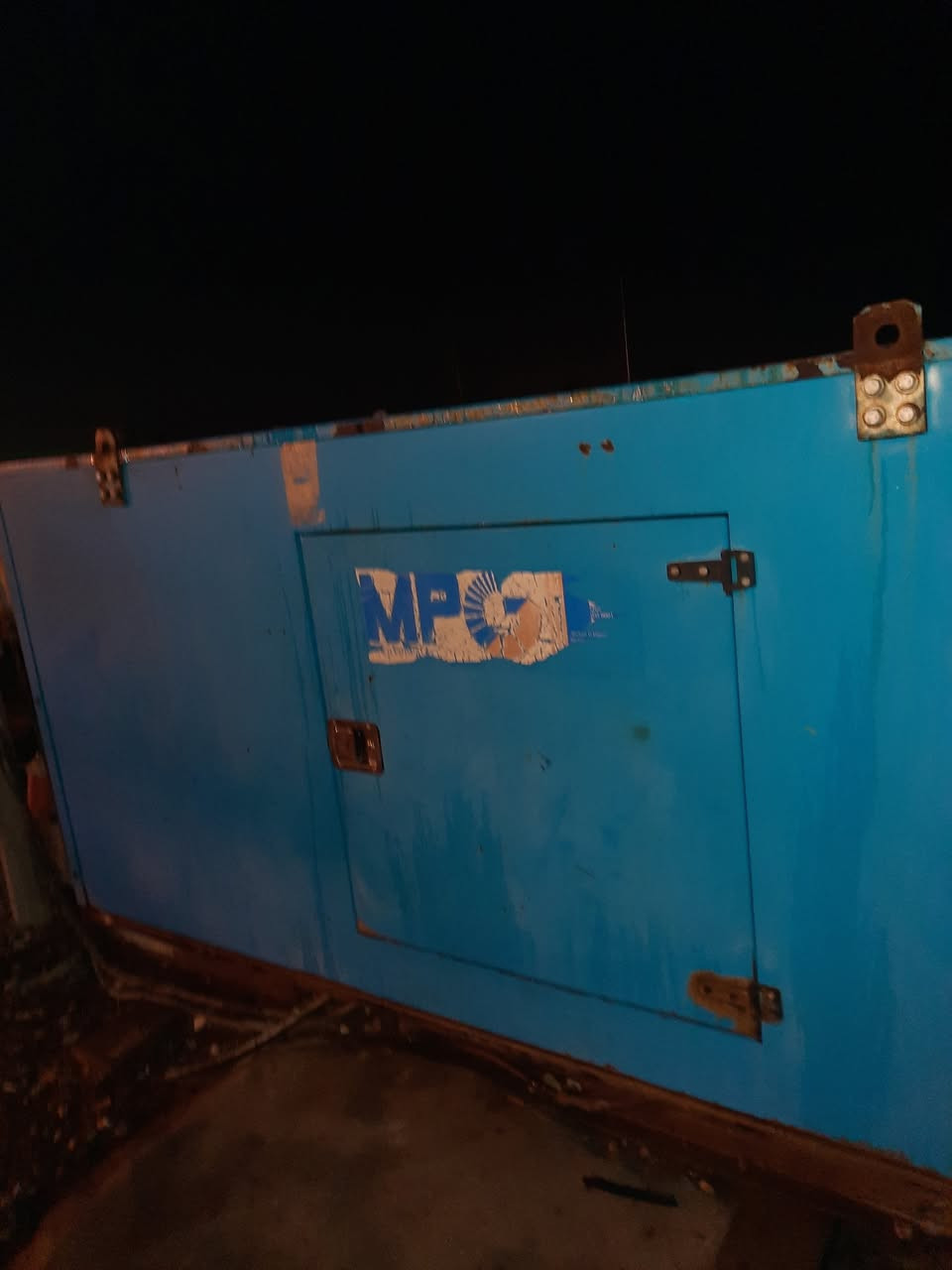 مولد لستر بتر للبيع  ١٧ كيفي كاتم شغالمكان الفلوجه
***********
***********
