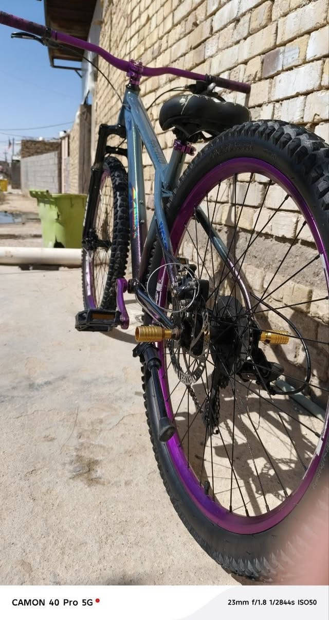 سلام عليكم بايسكل للبيع ما بي اي نقص الي يريده يراسلني خاص وبي خير ويدلل


**إذا كنت صاحب هذا الإعلان وتريد حذفه لأي سبب، رجاءا أرسل رسالة إلى الدعم الفني**