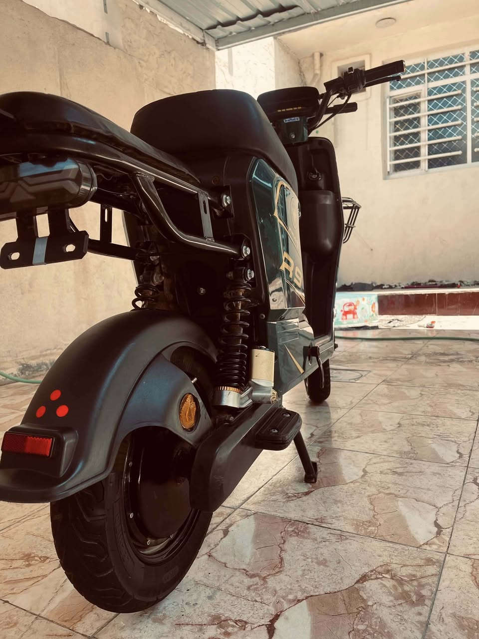 دراجه شحن R9
بطاريات فيتنامي 5 
سرعه 70 حقيقي 
ملف 1500 نحاس 
نضام R رجوع للخلف 
دبل خلفي غاز + دبل امامي هادروليك
4 سرع + دبل اشاره 
استعمال قليل السعر 425 وبيها مجال
@


**إذا كنت صاحب هذا الإعلان وتريد حذفه لأي سبب، رجاءا أرسل رسالة إلى الدعم الفني**