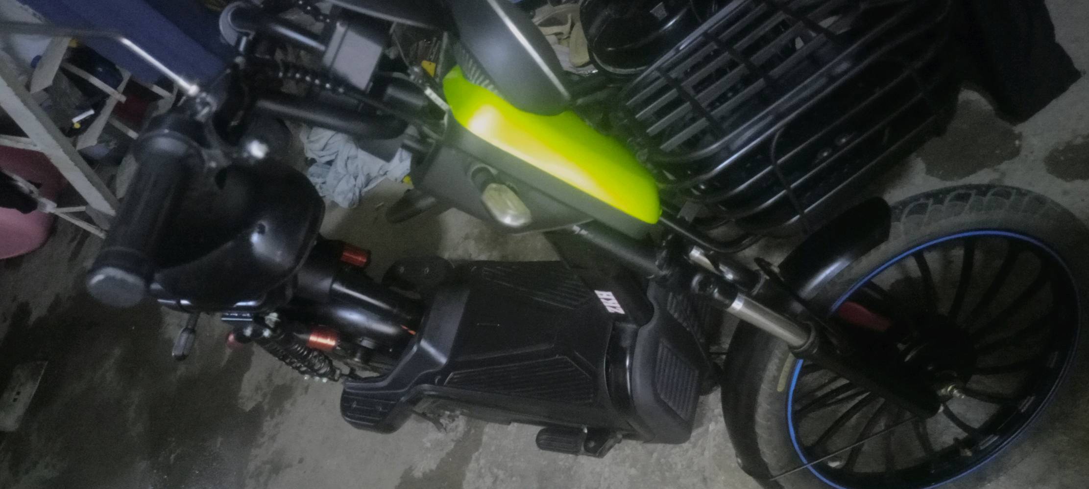 الامين بغداد
