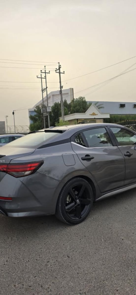 نيسان سنترا SR 
موديل 22  مواصفاتها معروفه رقم بغداد 
هزه جديده


**إذا كنت صاحب هذا الإعلان وتريد حذفه لأي سبب، رجاءا أرسل رسالة إلى الدعم الفني**