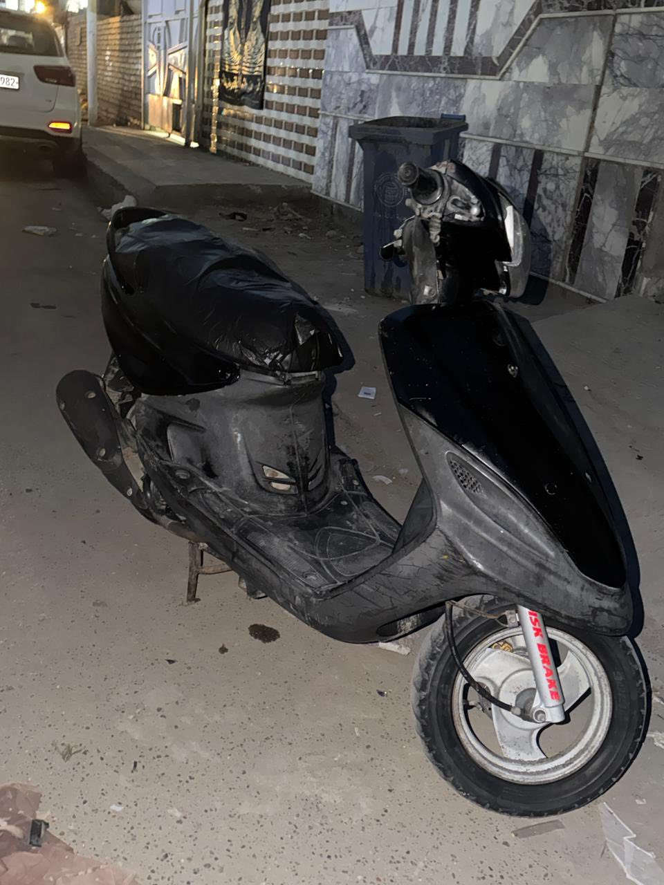 سلام عليكم دراجه ماكس قجمه مكينه مكفوله كفاله عامه الكفرات كله ختم واحد داجه نكره سلف كهربائيات كلها شغاله سعر 350وبيها مجال رقم ***********العنوان بلديات مخازن سمنت
