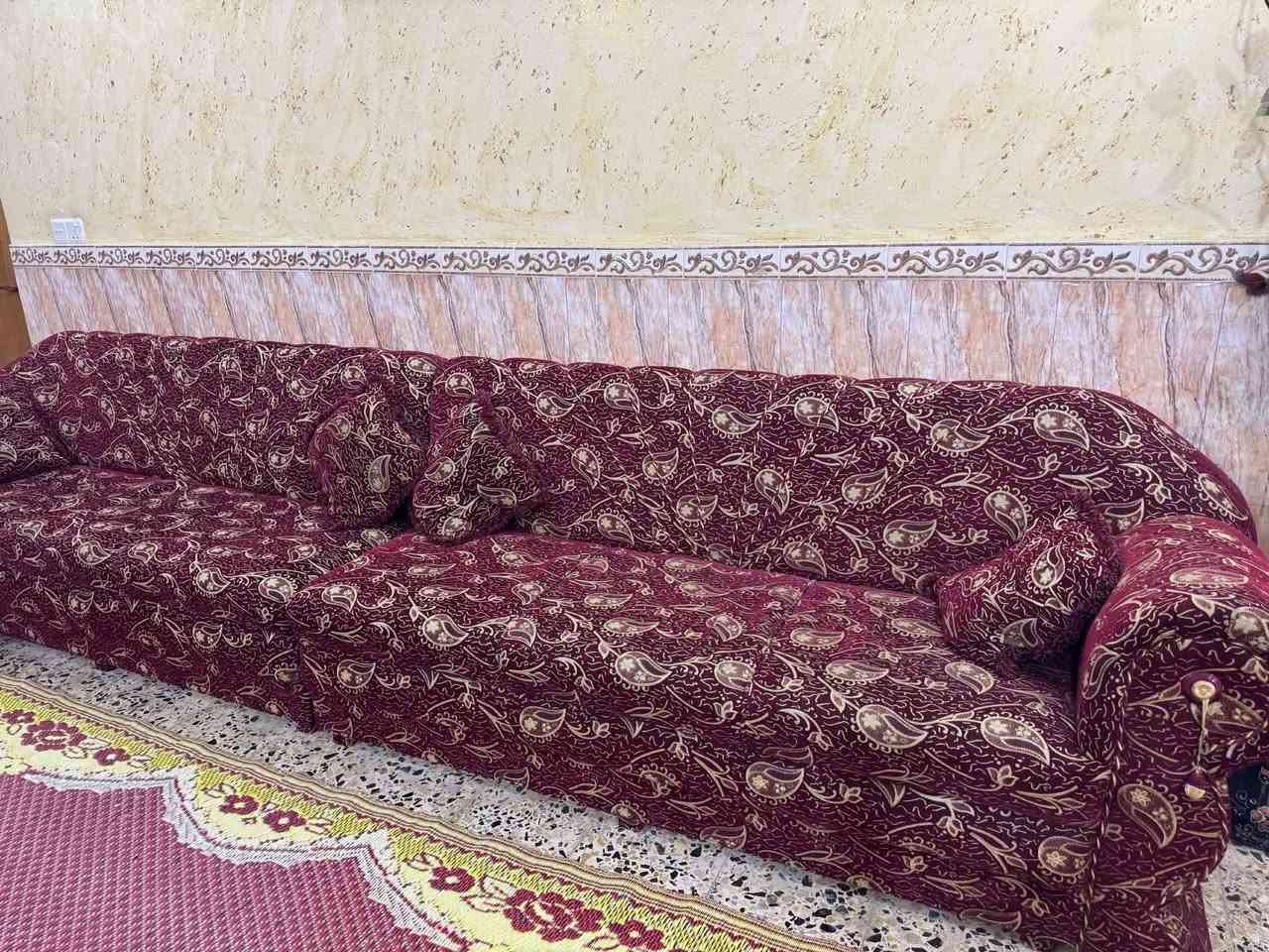 تخم نظافة ٩٠ بالمية.
يتكون من ٢٣ مقعد 
و١٠ كوشات 
وزاوية عدد٢  جدا نظيف
تسكام عراقي 
مابي اي ضرر نظيف مثل ما بصوره 
550 وبي مجال 
المكان نجف - حي النفط
ا@


**إذا كنت صاحب هذا الإعلان وتريد حذفه لأي سبب، رجاءا أرسل رسالة إلى الدعم الفني**