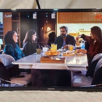 شاشه سامسونج حجمه 32 بدون نت نظيفه 75 وبيها مجال وهذا رقمي07831841285