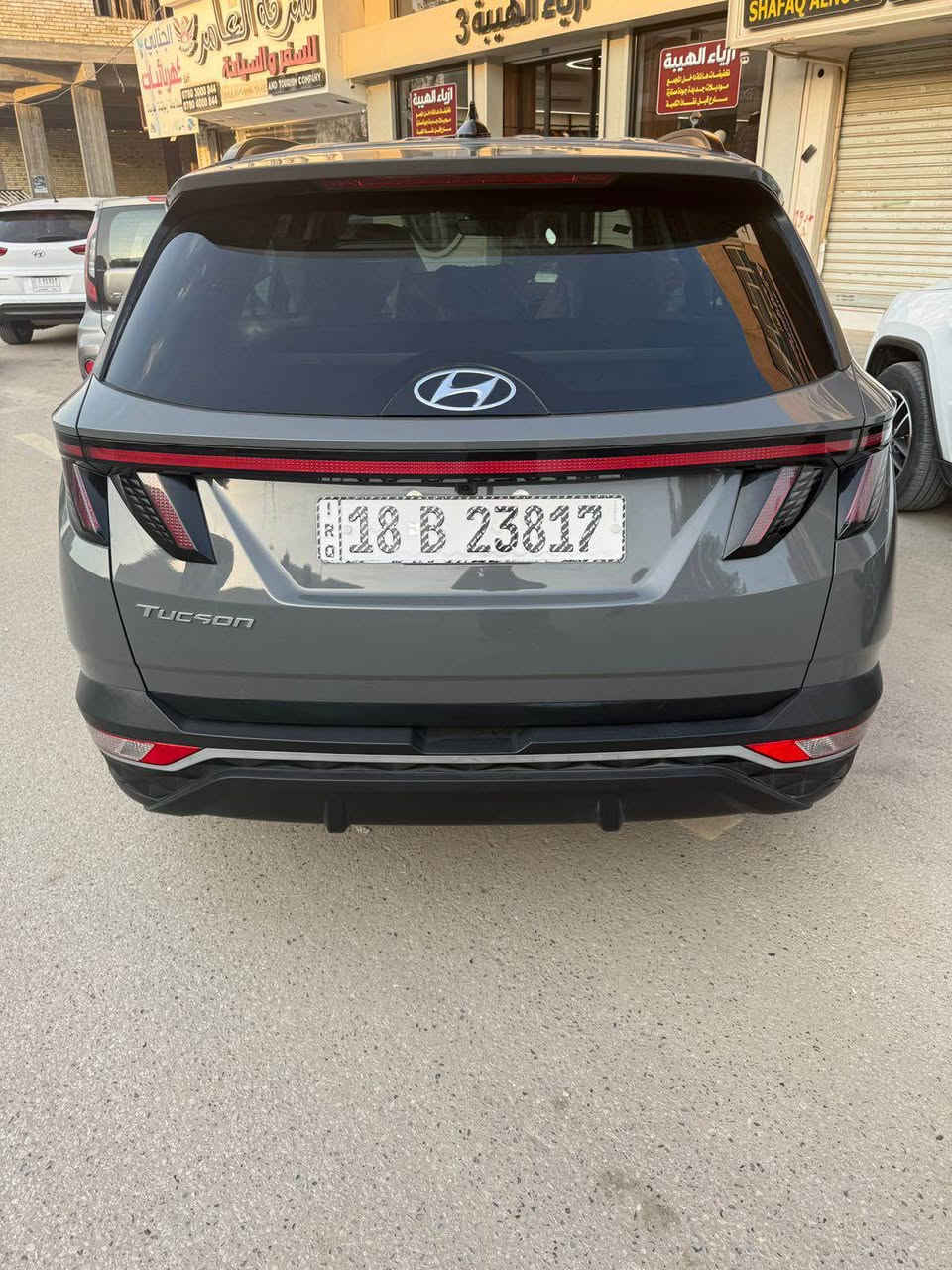 سلام عليكم 
توسان امريكي كفاله عامه من الضربه والصبغ والتبديل  
موديل ال سياره 24 
السياره فول مواصفات 
المكينه 2500 
ماشيه 14 الف 
السياره  بيه نسبه غرق بسيط جاهزه الضفيره مال السياره مبدله يعني السياره مابيه اي عطل 
غير متواجد ع فيس 
عنوان حله شارع 40 
***********
السعر 200 ورقه او بيه مجال السياره مال جناي ـ مكلف بالنشر حلة, بابل
