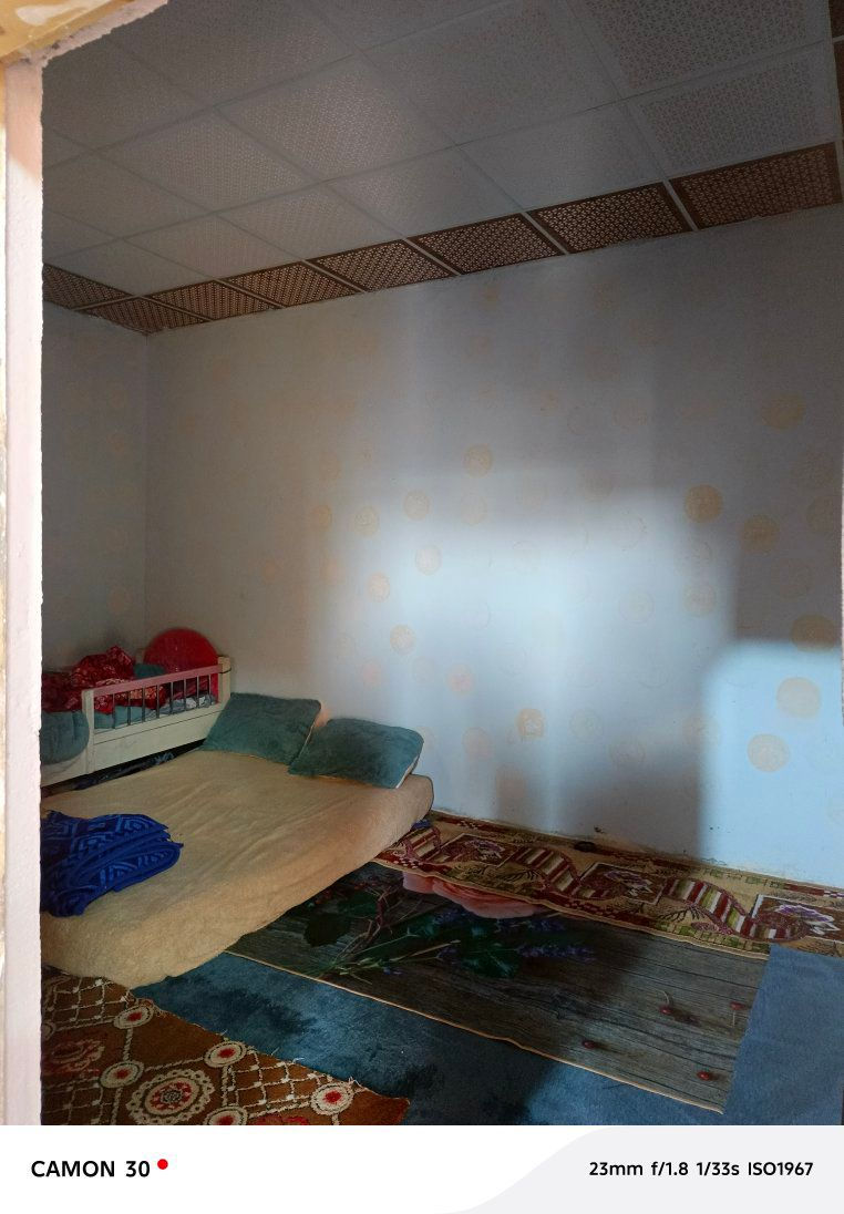 بيت 🏠 زراعي البيع بناء جديد توني سكنته صار 5ايام مساحه 130   يتكون من غرفتين وصاله ومطبخ  وديوانيه هيكل ومنور البيت سيراميك كوله   البيت مشمول بل تطويب بي وصل المنطقه بوابت حي صناعي ثلاجات قرب الحولي جديد تربيه جديده  كلهن   يمه  السعر 26 وبي مجال *********** وتساب موجود
