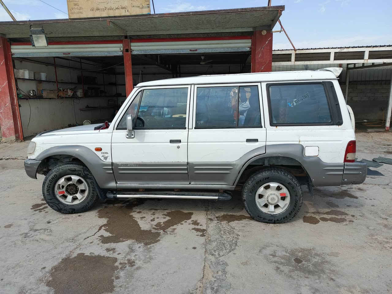 السلام عليكم سياره گالوبر 2002, اوتو ماتيك .رقم اربيل دولي  للبيع.  محرك وكير حاويه جدد.باتري جديد دوشمه جديده .صدر جديد .سياره مال جناي  السعر 65 وبيه مجال للشراي .. مكانها ديوانيه قضاء البدير ..
***********
