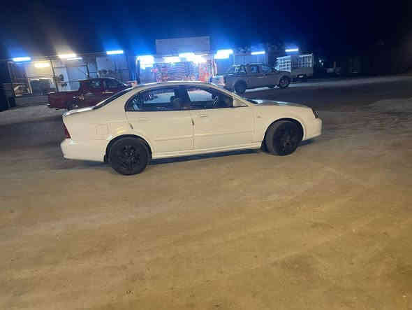 سلام عليكم سياره للبيع ابيكه شوفر ليت امريكي  رقم. بغداد                       موديل 2006   سعر45 بيه مجال لعنوان بغداد رقمي‏‪***********‬‏
