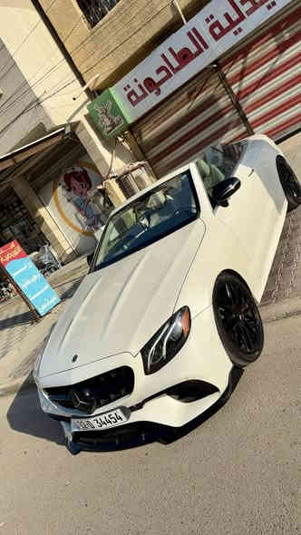 السلام عليكم 
للبيع او المراوس بسياره سعرهه اقل 

6 سلندر V6(3000cc) تون توربو

مرسيدس بنز هي E400 2018 
فول فول مواصفات Convertible

شاشه متصل متغيره (٣ اشكال)
دبل ماوس
كشنات تدفئة وتبريد
لايتات زينون داينمك 
كشنات مساج
داخل جلد (ابيض اصل والدشبول والبطاين لون حبري طلب خاص 
كامره خلفية دواره 
حساسات 360
رادار امامي 
رادار خلفي
نقطه عمياء
اوتو بارك
سستم سماعات برومستر
الوان ٦٤ متغيره
ويل ٢٠ اصل
ماشيه ٥٢ الف 
وبعد هواي مواصفات معروفة بلمارسدس 
السياره صفر مسج ولا عطل و ادامتهه بوكالة مرسيدس و مسجلة بيهه
السياره وارد امريكي حادثها فقط (قبغ الجنطه) بدون ايرباك وبيها قطعة ونص رش من امريكا
سعرهه ٣٣٠ ورقه 
مكانها بغداد الغدير  
رقمي 
***********
