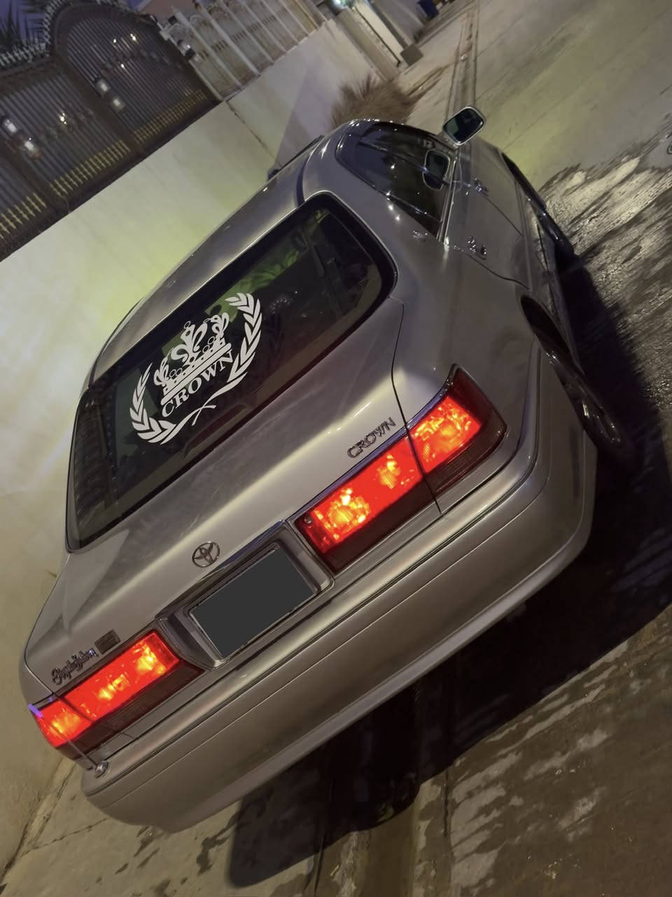 تيوتا كراون ملكة رقم بغداد اصولي تحويل ثاني يوم ، سنوية لحد 2027
السيارة مكفولة من الكص ونقل جثة والضربة 

المواصفات : 

تحوير الدشبول نجف والجوة امارات 

3 دكم ديفور الجبير D4 

كراسي جلد اسود كلهن تحكم كهرباء 

مرايات جانبية كهرباء وتدفئة بالمرايات

ستيرن كهرباء 

تحكمات راديو بالستيرن 

بردة خلفية كهرباء 

دواخل السيارة بحالة نظيفة وممتازة 

ويل نفطي 

تخم تاير جديد 

 

مستعجل عالبيع السيارة مال جناي ونظيفة كلش وعليها ادامة وسيرفس كامل 

السعر 135 وبيها مجال 

العنوان : النجف الاشرف 

للاستفسار : ***********
