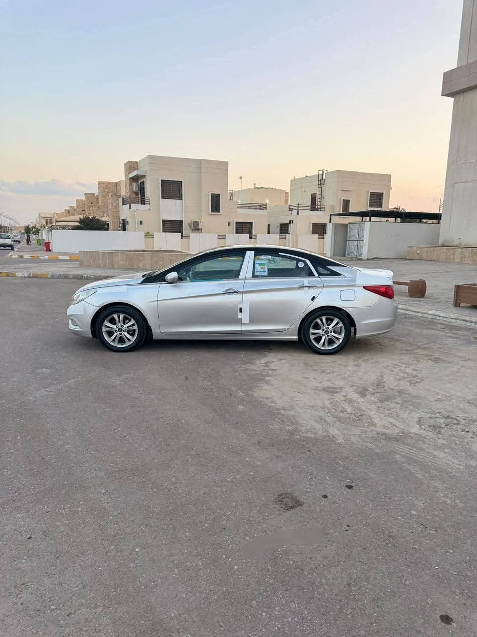 سلام عليكم
سيارة نوع سوناتة س#ادوات
موديل ١٤
كلهة بلاد
تبريد قطعتين 2
كير محرك شرط
سعر ٥٠
***********
