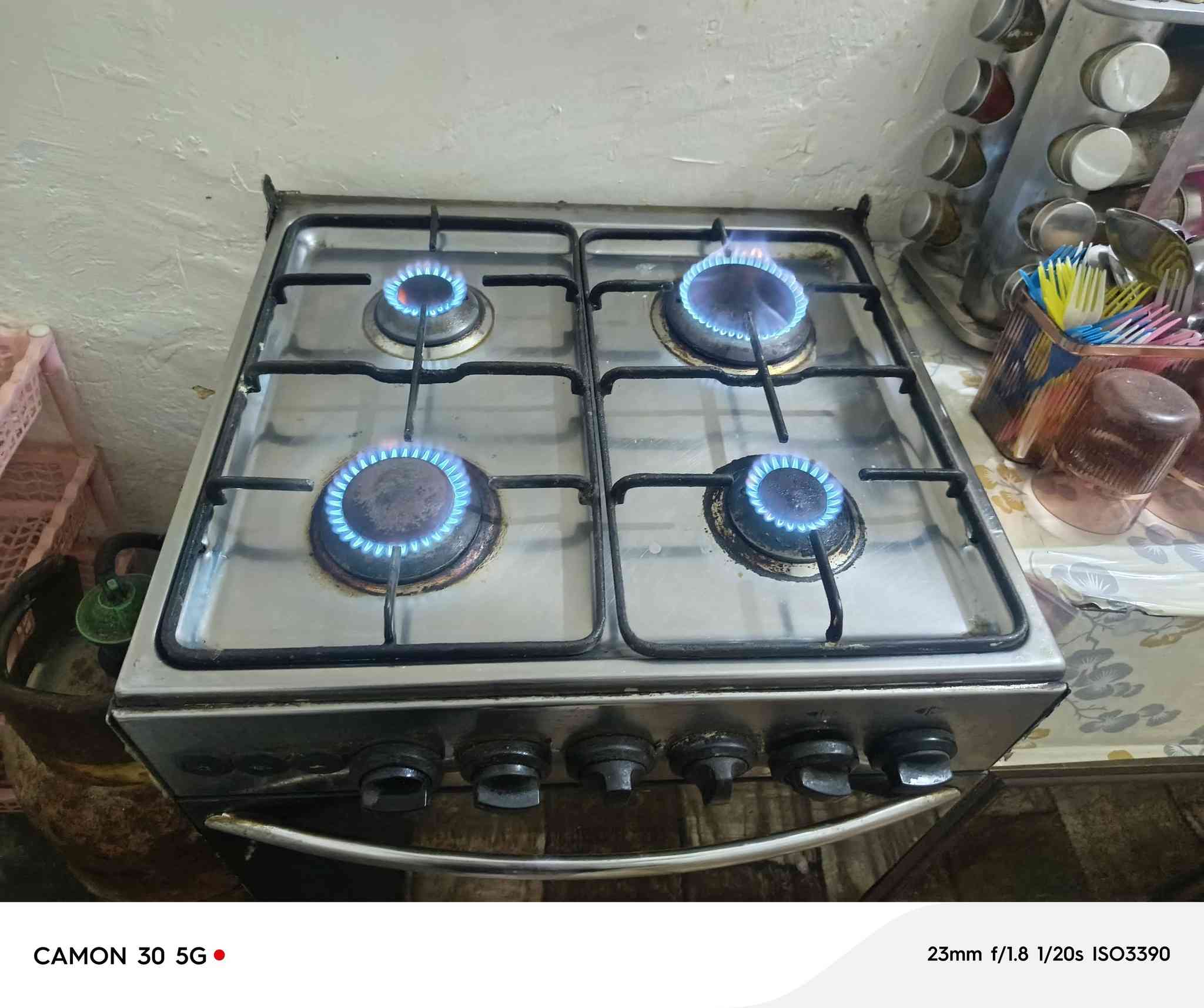 طباخ شغال نضيف مكان بغداد تاجي ب ٥٠


**إذا كنت صاحب هذا الإعلان وتريد حذفه لأي سبب، رجاءا أرسل رسالة إلى الدعم الفني**