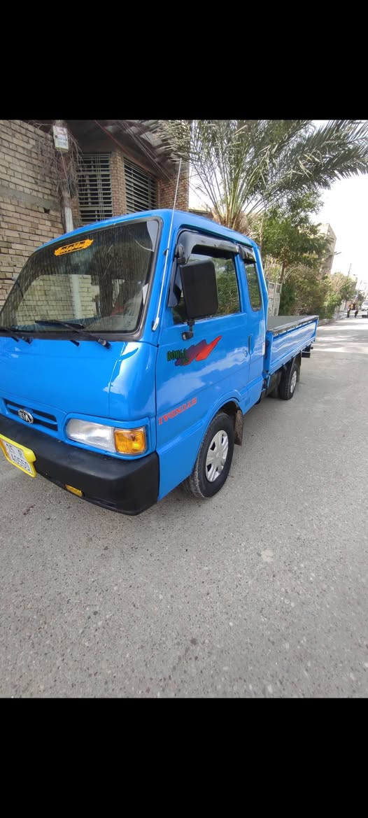 كيا بنكو موديل 96 رقم انبار نكليزي سنويه بسمي  سنويه لقايه 31 محرك كير اكسن شاصي  مكفولات السيارة مصبوقه الجماليه  سعر 57 وبيعه مجال سكن بغداد رقم الهاتف ***********
