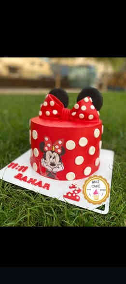 كيفكن صبايا🥰 لمحبي الطعم الرائع والذوق👌🏻 الجميل كيك 🎂🎀حسب الطلب جميع المناسبات🎀خليكي مميزة معنا وبهري ضيوفيك 🥰 
اعراس حفلات اعياد ميلاد يوجد خدمة توصيل جميع مناطق اربيل للتواصل واتس فقط  ***********
