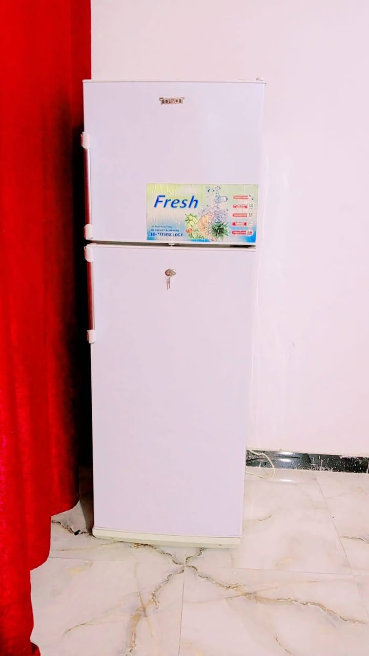 ثلاجه ١٢ قدم نضيفه جدا ب٢٠٠ مستعمله قليل بغداد, العراق


**إذا كنت صاحب هذا الإعلان وتريد حذفه لأي سبب، رجاءا أرسل رسالة إلى الدعم الفني**