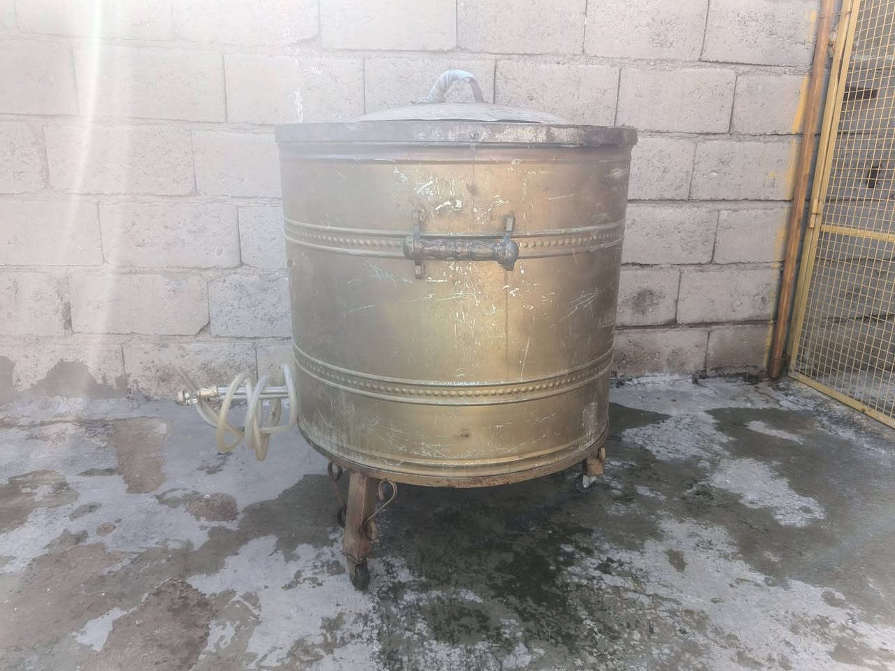 متاح تنور أخو جديد صنع خاص ثكيل شرط فحص السعر 75.... اني فصلتا 125


**إذا كنت صاحب هذا الإعلان وتريد حذفه لأي سبب، رجاءا أرسل رسالة إلى الدعم الفني**