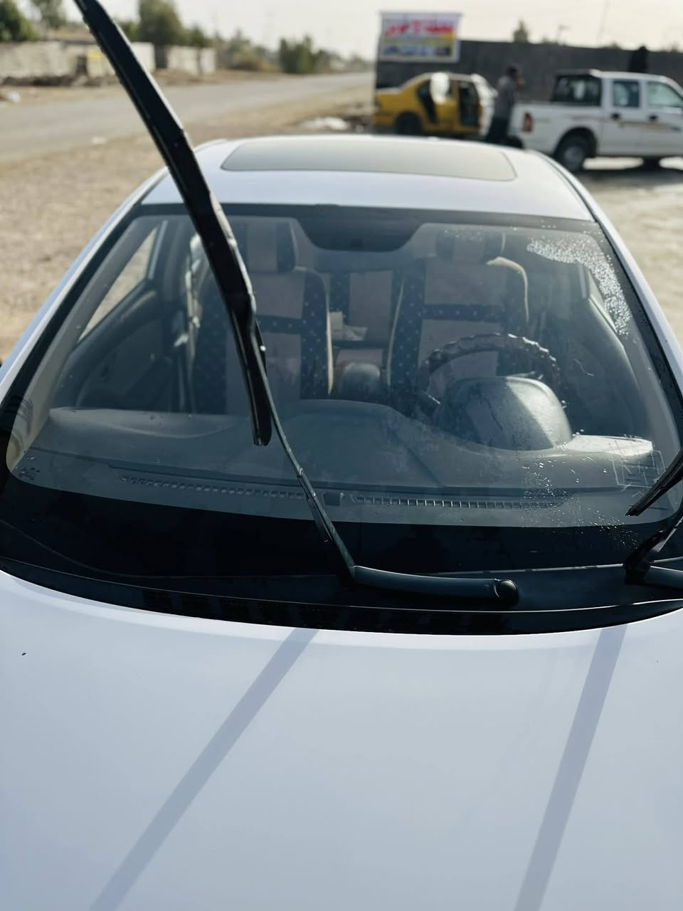 السلام عليكم 

النترا خليجي فول مواصفات ما عدا البصمة ، موديل ١٤ شكل ١٥ رقم واسط هزه وسنوية تنتهي الـ ٢٠٢٧ ، محرك ١.٨ دوش ، شاشة وكامرة وحساس رجوع وفتحة سقف وتحكم ستيرن جهتين ونظام Eco . ويل كب 5حجم ١٦ ، 

السيارة بيها قطعة جاملغ صبغ بدون دواخل وبارد بقبق الجنطة والباقي كفالة ..
بأسمنا بالسيارة مداور يمته ما تريد 

علما السيارة جاهزة برغي ما تخسر عليه مدخلة إدامة قبل سبوع ..
السعر ١٢٠ $ وبيها مجال 

العنوان الديوانية 

للاستفسار الاتصال على الرقم ***********
