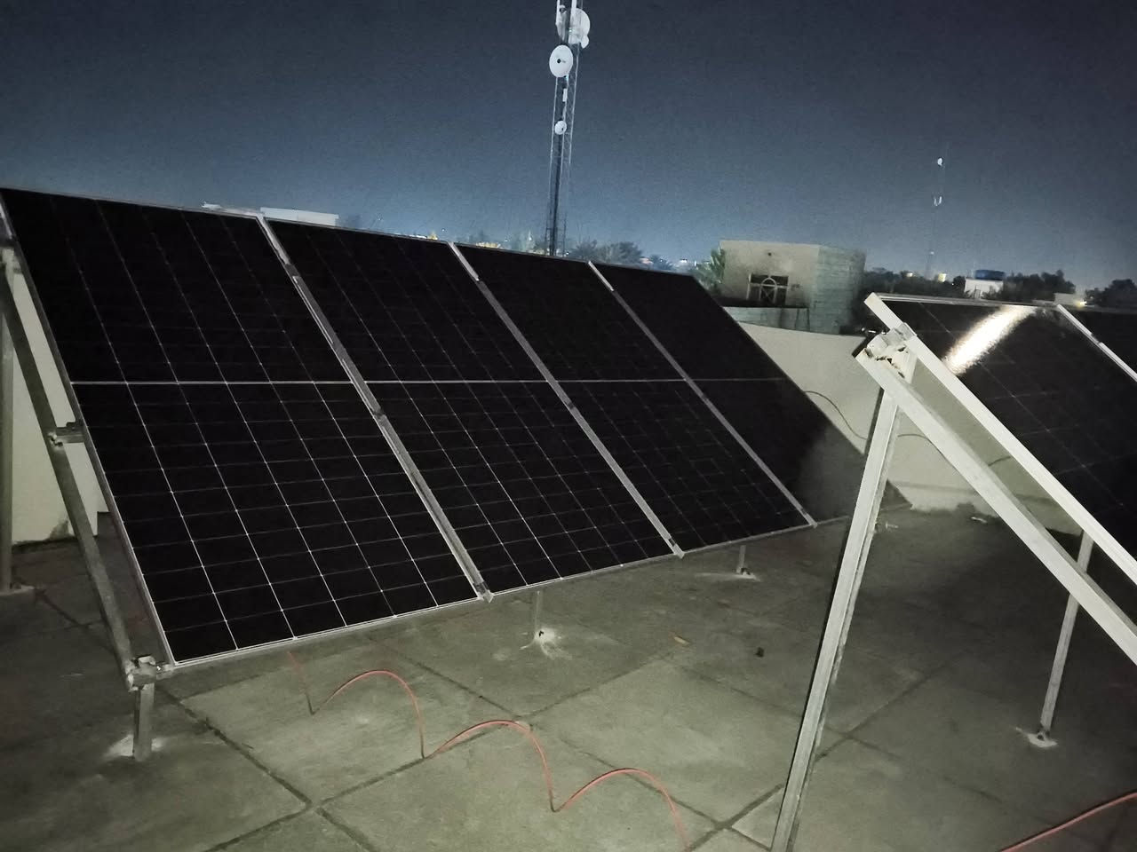 #الولى #ديالى_قضاء_بعقوبه_المجمع_التجاري

تم بعون الله اليوم 2026 /6/1
تنصيب  منضومت طاقه شمسيه
تفاصيل المنضومه صيانة واستبدال 
انفيرتر 11كيلو رايزنك 
و بطارية 15 كيلو واط
#الثانيه #ديالى_قضاء_مندلي_حي_بكر
منضومة 16 مبير نهاري  16 امبير ليلآ
انفيرتر 6.2كيلو واط ضمان سنتين عدد 1
بطاريات  ليثيوم 15كيلو واط عدد 1 ضمان ٥ سنوات 
الواح لونجي عدد 8 ضمان 10 سنوات
بورد حمايه و قواطع اي سي +دي سي
اسلاك دي سي دبل عازل حراري 

للطلب والاستفسار يرجى مراسلة الصفحة أو الرقم الواتساب ***********
