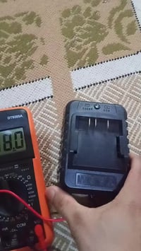 بطارية • ٤ أمبير • شاحنة