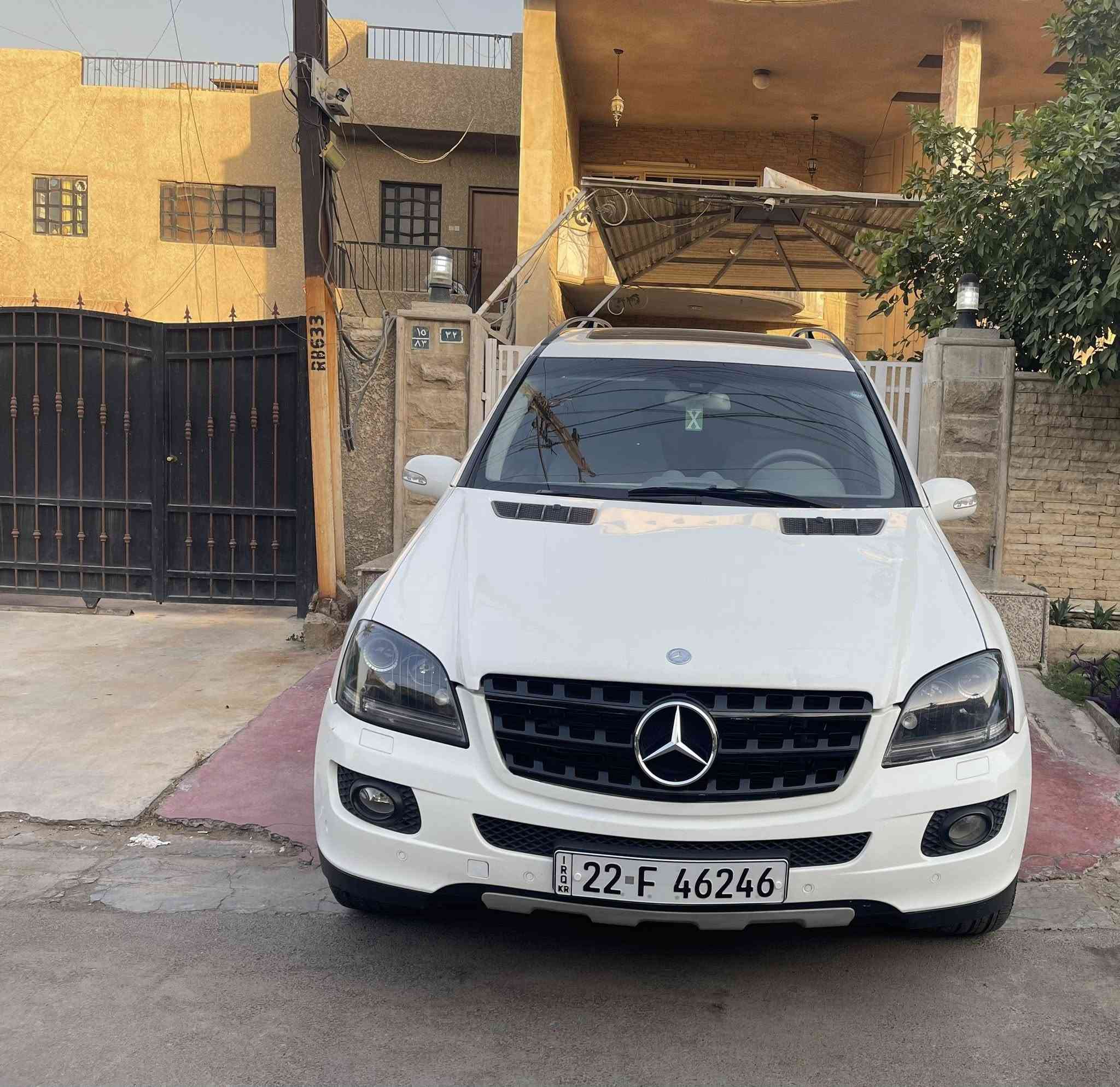 السلام عليكم اخوان
مامتواجد فيس فقط وتساب او اتصال 
مارسدس 350 ML
رقم اربيل الجديد هزه جديده
فول موصفات 
سلايت 
بصمه 
جلد
 تحكمات ستيرن
 ويل كب 
مري شفط 
اشاير بالمري 
شاشه كامره دواره 
تحكمات ستيرن 
قبق جنطه شفط برده صندوك
 لايت زنون عدسات 
كير مكينه بشرط 
تبريد شرط تنصي
بيها قطعتين صبغ فقط بدون دواخل 
مكاني بغداد العامريه122 سعرها وبيها مجال
بالخير ع ياخذه سياره جديده 
***********
