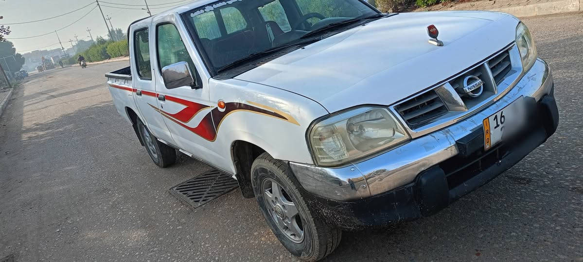 نيسان بيك اب دبل قماره رقم واسط  انكليزي 
2007مكفوله من الكلبه وتجيه والشاصي 
بيها رشات صبغ السعر 83وبيها مجال العنوان ميسان المجر الكبير التفاصيل اتصل على رقم 
***********
