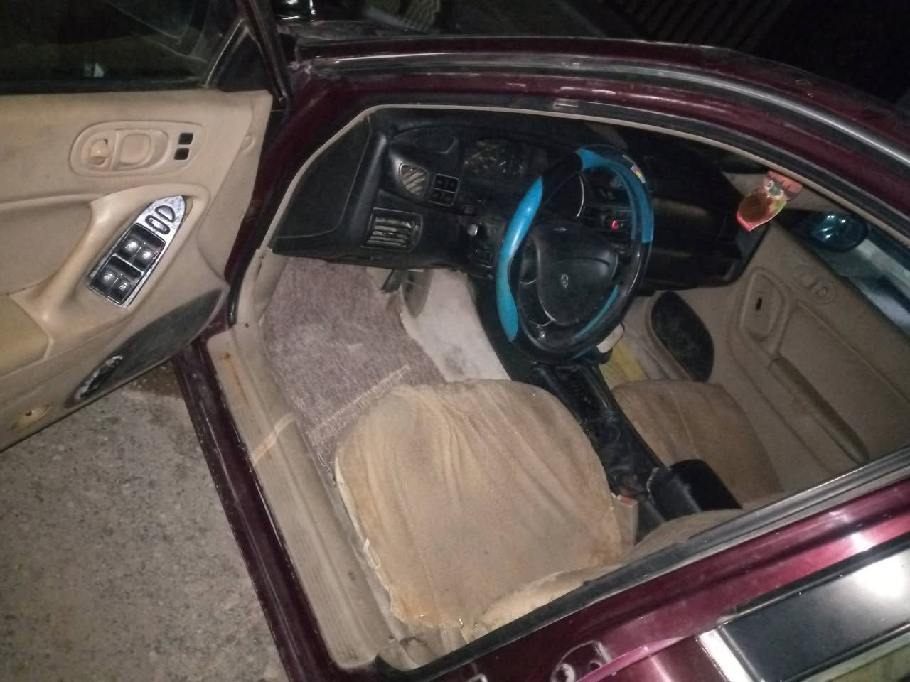 سلام عليكم سيارة مازده موديل 1995البيع رقم كركوك مشروع وطني بي دفتر بانزين رقم الموبيل ***********
سعر35 عنوني كركوك حي العسكري
