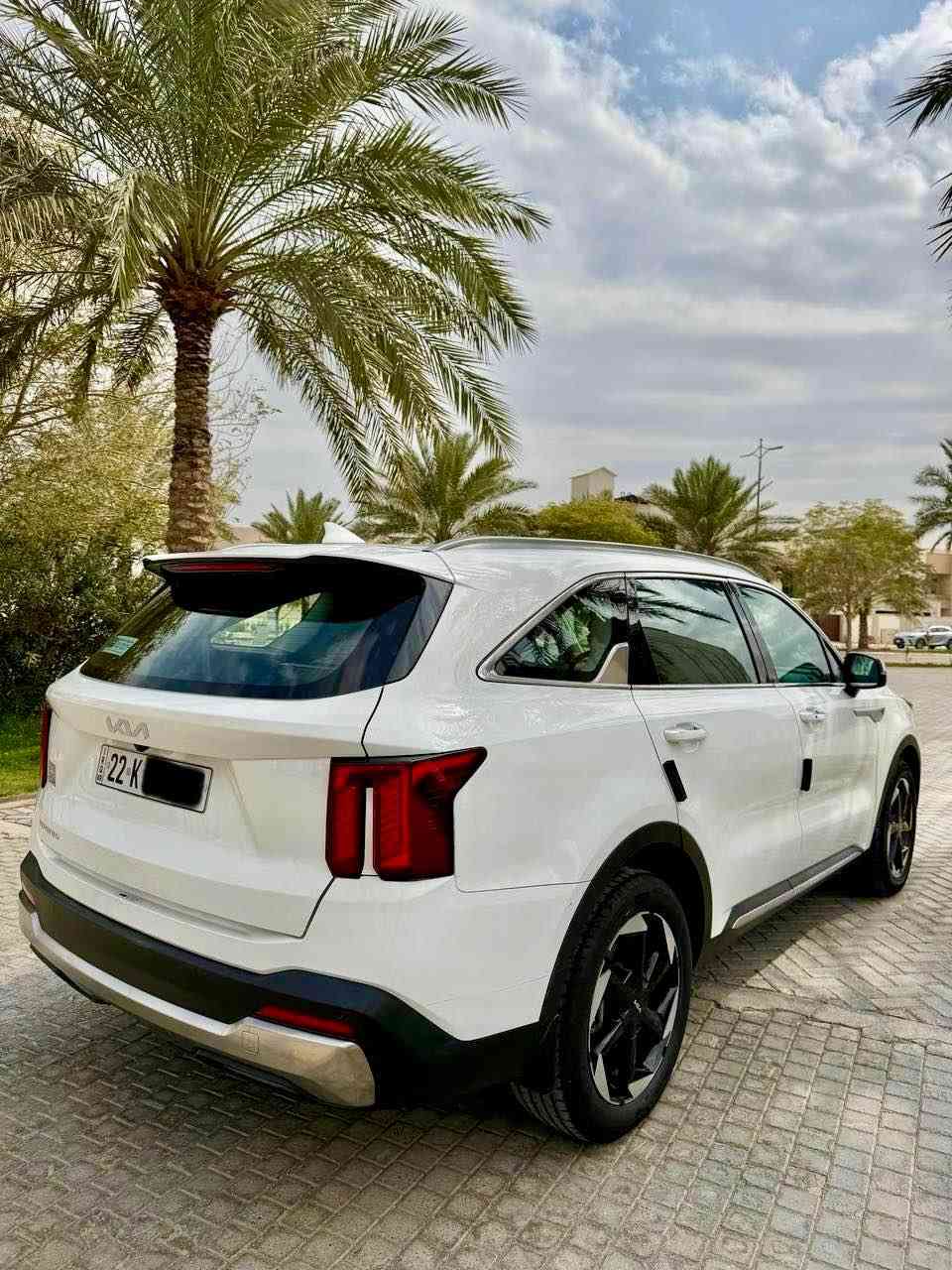 كيا سورنتو 2024 رقم اربيل انگليزي محرك 6 سلندر  فول مواصفات عدا الفور ويل ماشيه 50 الف مكفولة من ضربة وصبغ وتبديل بيه بيه بارد شبر فقط مكان السيارة كربلاء *********** كربلاء, العراق
