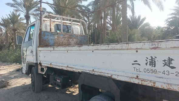 كيا ازوزه للبيع موديل 92 سياره حلوه ونضيفه تخم تواير جدد اوراق وكامله مكمله للسعر 30 وبيها مجاال للشراي المكان الناصريه سوق الشيوخ ***********
