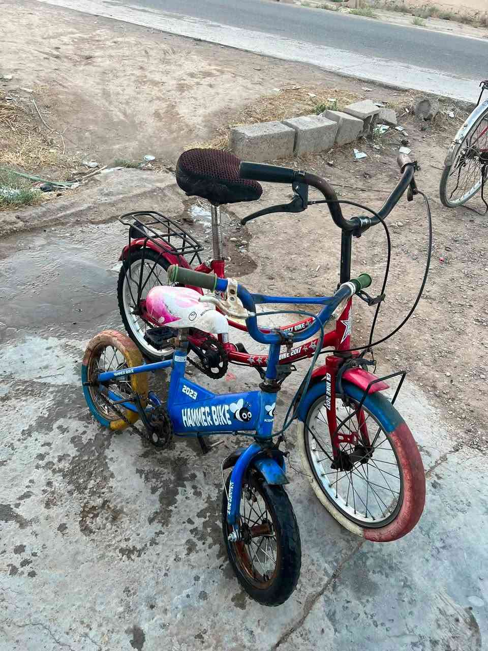 للبيع باسكلات حجم ١٢لزرك سعره ٢٠ و احمر ١٦سعر ٣٥كامل مابي نقص مكاني شهربان ***********

