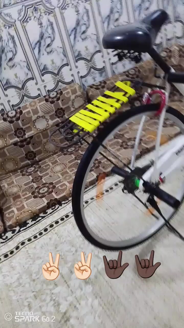 بايسكل للبيع مكاني شطره سعر 75بي مجال.


**إذا كنت صاحب هذا الإعلان وتريد حذفه لأي سبب، رجاءا أرسل رسالة إلى الدعم الفني**