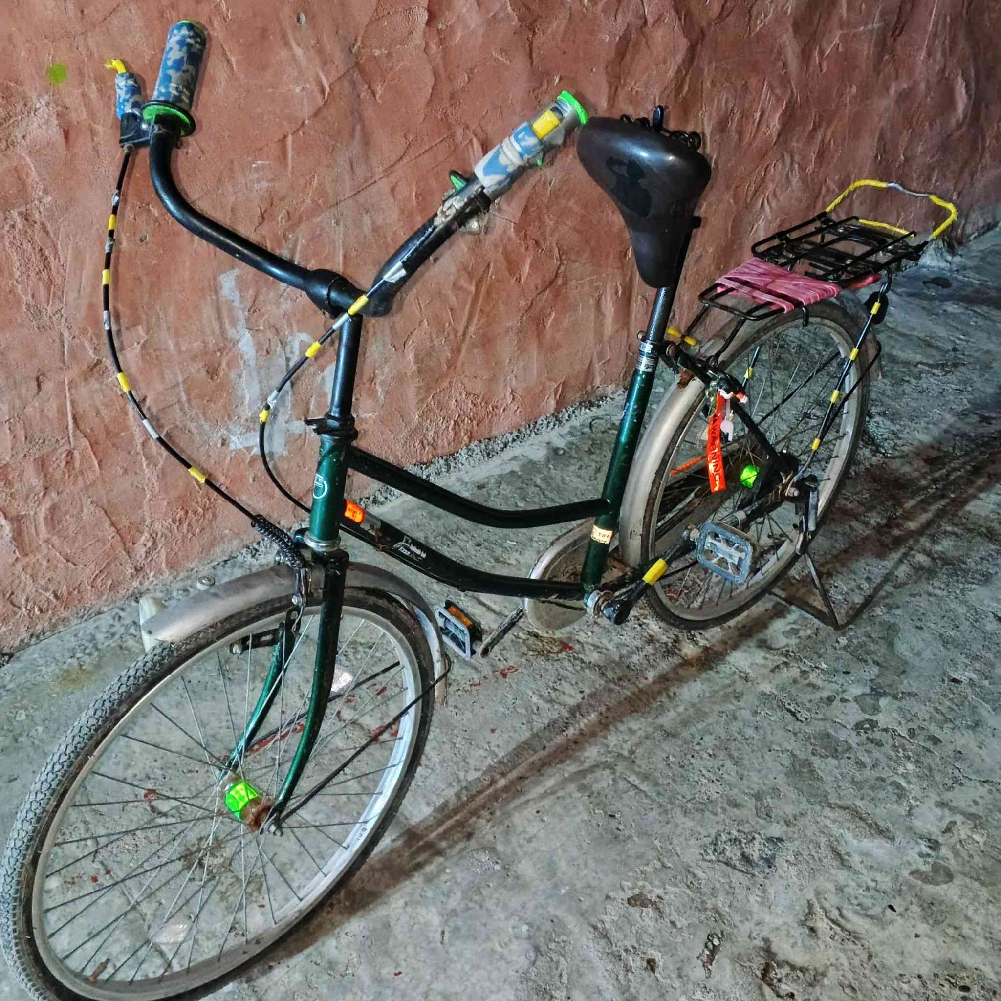 السلام عليكم بستكلات اثنين للبيع


**إذا كنت صاحب هذا الإعلان وتريد حذفه لأي سبب، رجاءا أرسل رسالة إلى الدعم الفني**