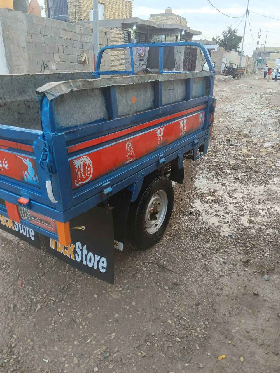 للبيع موديل 2015 السعر 1250 اوراق ***********
