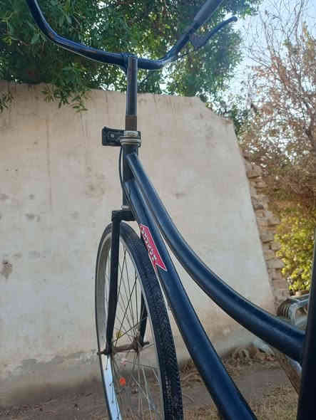 سلام عليكم بايسكل بطه للبيع السعر70
مابي اي نقص بس يرادله دوسه مال بايدر بـ2دينار
ويل وره فول مابي شي 
ويل كدام يخبل 
الباسكل نضيف كلش ويخبل 
المكان: بابل الكفل طريق حله نجف
رقم تلفون: ‏‪***********‬‏
