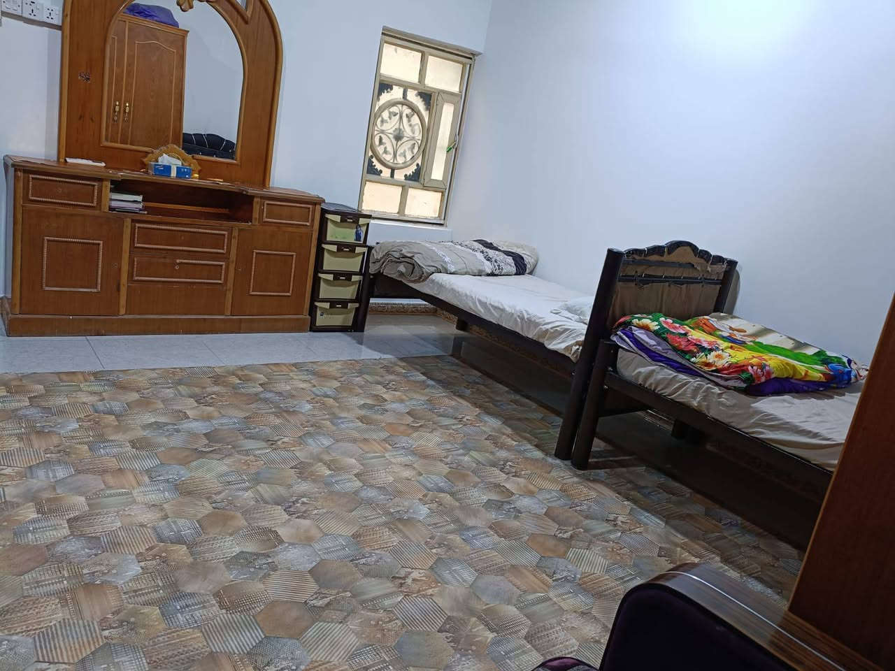 بيت للبيع  100 متر  ركن في ابي الخصيب السبيليات طريق سيد هاشم
طابو عراقي زراعي اصولي قريب السايدين منطقة هادئة
 البيت بيه نقوصات
يتكون من دوانية ومطبخ وغرفة ودرج وصحيات داخلية وخارجية ومنور
سنة البناء 2017 السقف كونكريت مسلح 
رقم التواصل☎️
***********

السعر 45مليون وبيه مجال قليل ابو الخصيب, البصرة
