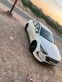 سوناتا ٢٠٢٣  اللون ابيض وارد امريكي محرك ٢٥٠٠   بيها ٤ قطع صبغ حادث سط...