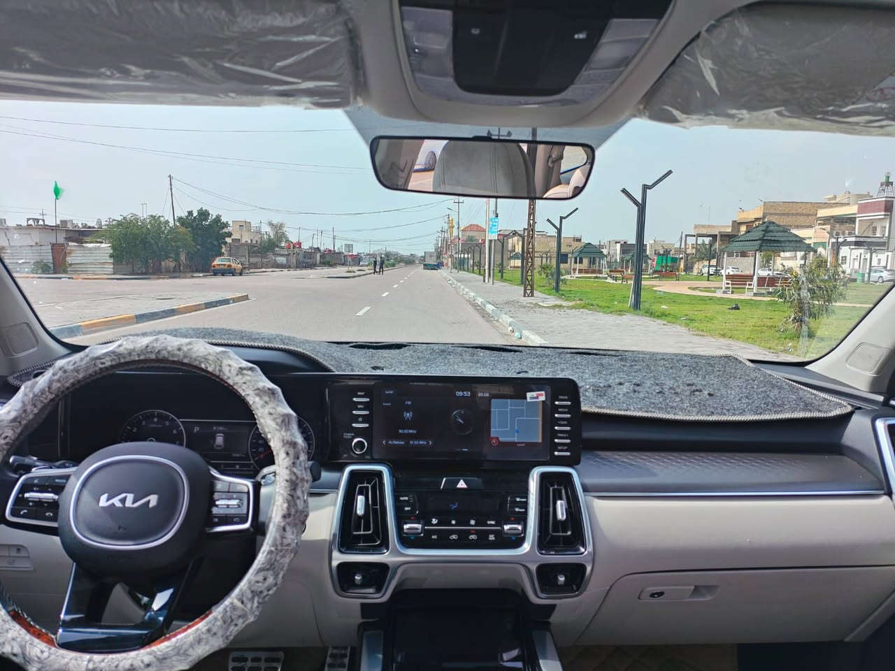 بسم الله الرحمن الرحيم 🤲
كيا سورنتو 2023 خليجي وكاله الدوليه
سته سلندر V6 حجم المكينه 3.5 ماشية 18000 الف 
السياره كفاله من كلشي كير ومحرك مكفولات  رقم دولي بصرة  باسمي السيارة
المواصفات:
لايت أربع عدسات
جنطه كهرباء ذكيه
حساسات أمانيه وخلفيه
7 راكب
كير ماوس
كراسي 2 كهرباء
بصمه ابواب ودخول ذكي
مرايا كهرباء مع اشيار
ويل حجم 19
بردات خلفيه بلاديه
تبريد 3 قطع
4 انضمه قياده
شاشه جبيره
شاحن واير ليس
لايت وبك لايت ليد
تحكمات ستيرن
شفتات كير بالستيرن
اوتو هولد
وهواي مواصفات غير مذكوره….
مكاني البصرة
سعر السياره : 310  ورقه وقابل للتفاوض
حي المهندسين/***********
